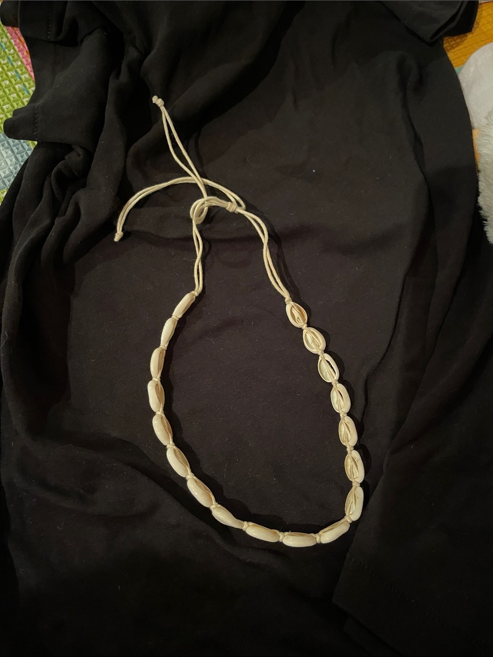 Handmade Cream Cowrie Shell Necklace